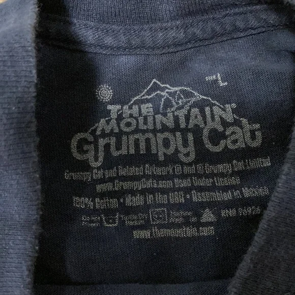 🐱 Grumpy cat t-shirt - Picture 3 of 4